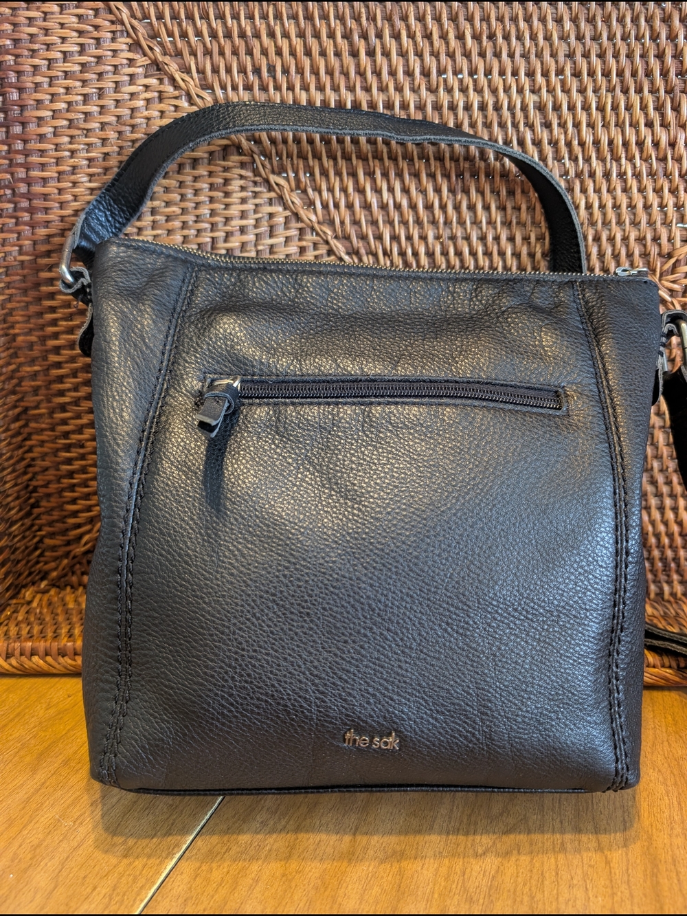 The Sak Black Leather Crossbody Bag Breaded Zipper Pulls
